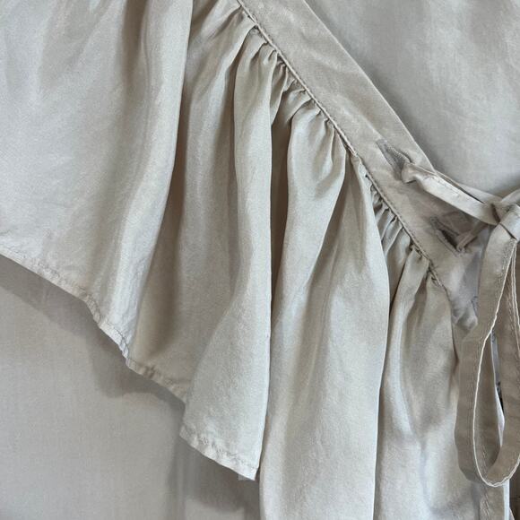 Vintage New York Studio 100% Silk Ruffle Blouse Beige Size M Coquette Prairie - Picture 10 of 12